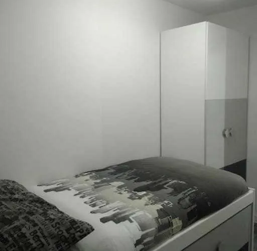 Nuevo En El Centro, Parking Incluido Daire